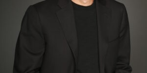 Dr. Daniel Amen headshot