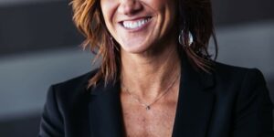 Taryn Aiken headshot